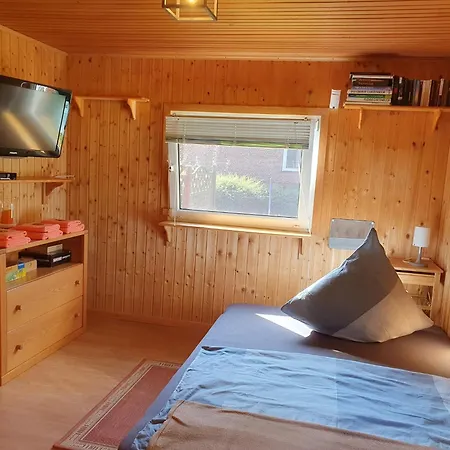 In Geesthacht-tesperhude Direkt Am Waldrand *