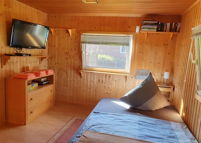 In Geesthacht-tesperhude Direkt Am Waldrand *